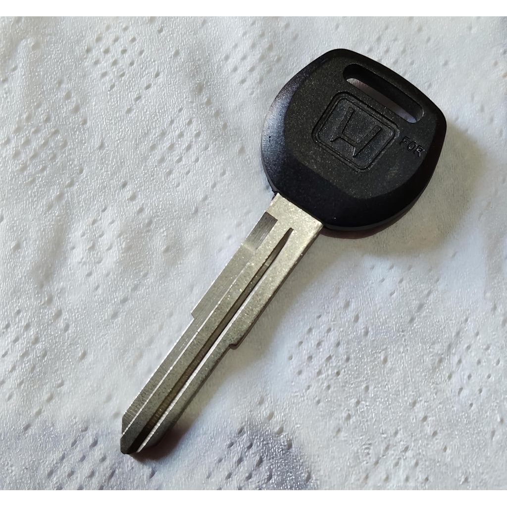 Bahan duplikat kunci mobil Honda Accord cielo