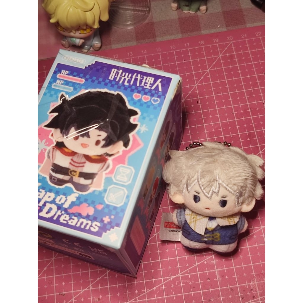 OFFICIAL Popmart x GONG link click selected doll Lu Guang mini fridge magnet doll original Popmart b