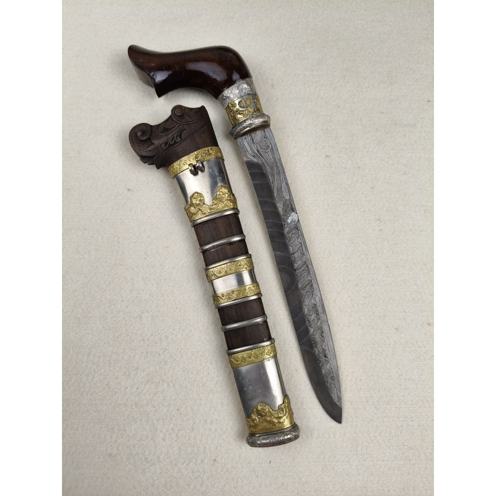 Badik Luwu Kurissi Bintang Rakkapeng