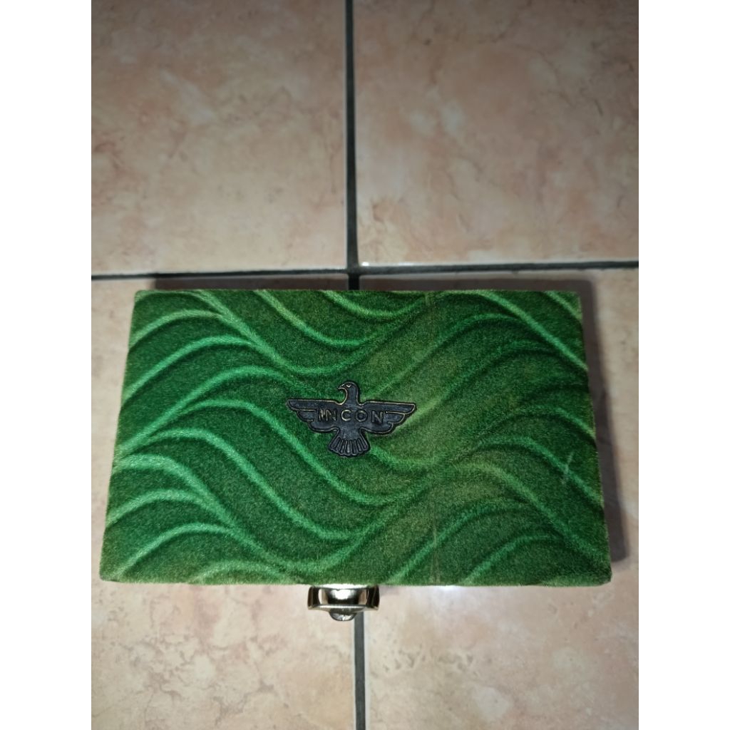 Box Kotak Penyimpanan Akik / Cincin / Perhiasan Bahan Bludru Koleksi Jadul