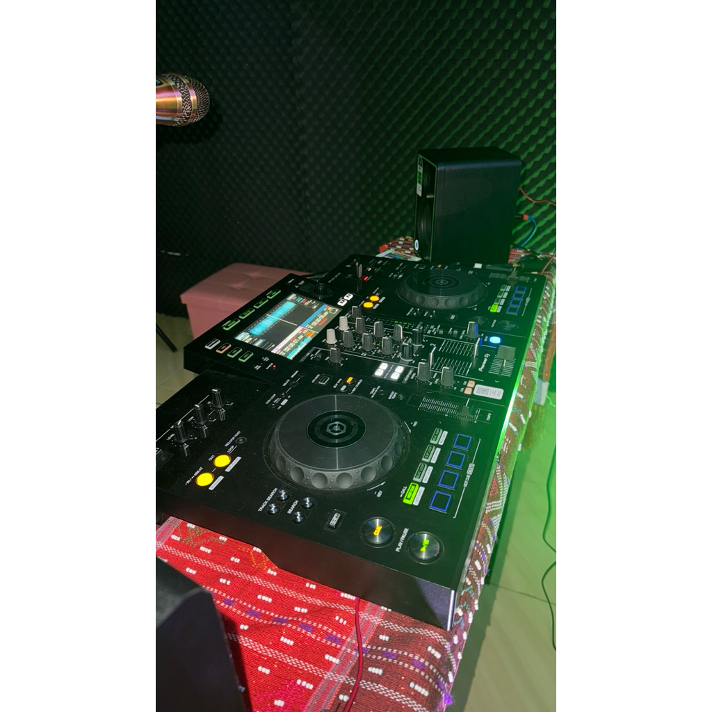 Alat DJ Pioneer XDJ RR