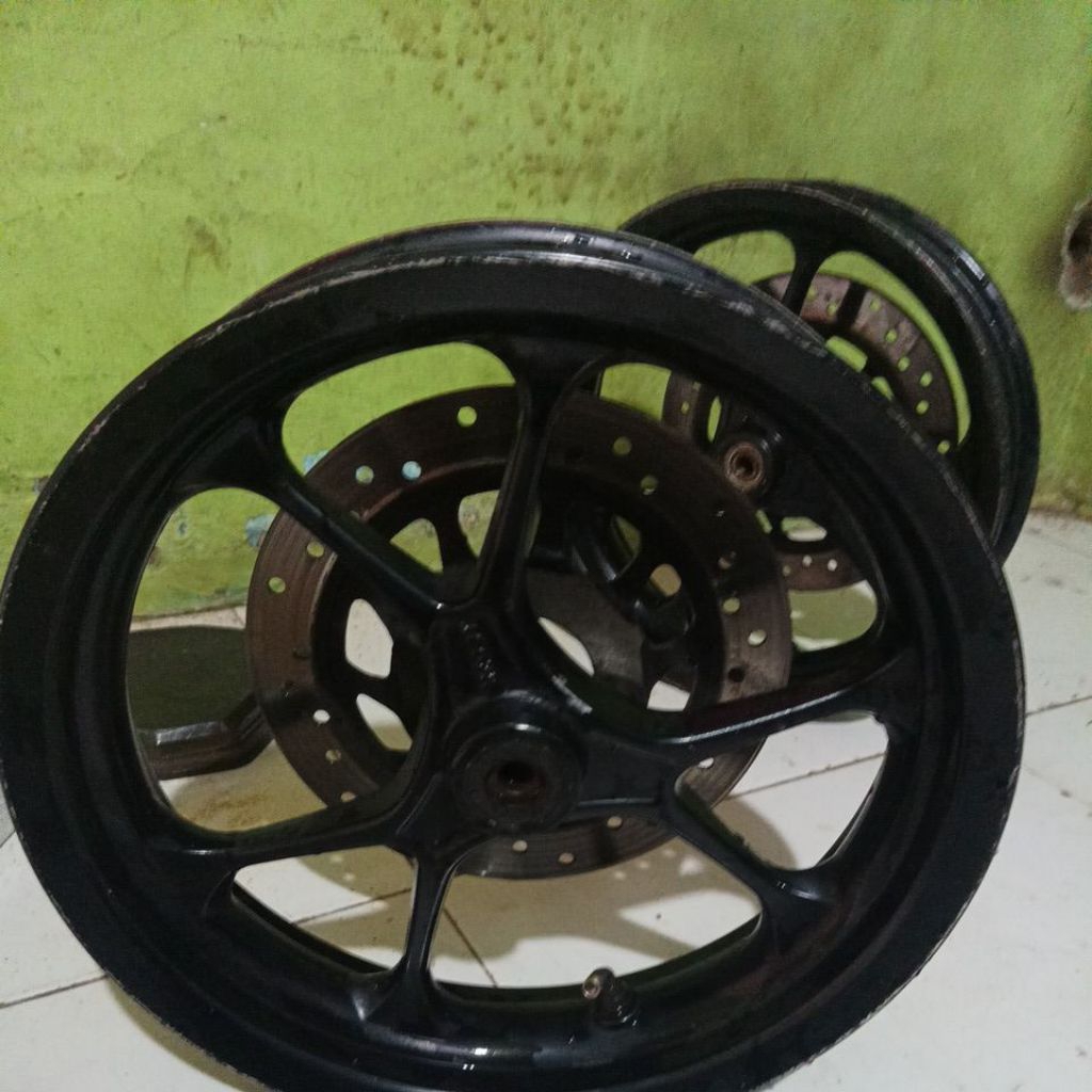 pele zuzu /Desultan /tempur motor listrik