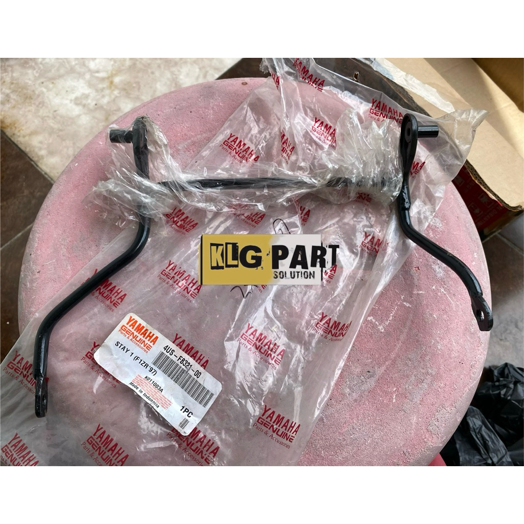 4US-F8321-00 Dudukan Sayap Breket Yamaha F1zr Fizr Original Yamaha YGP