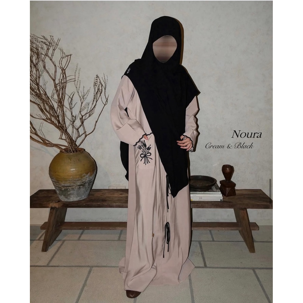 Aafiya Noura Abaya Cream Black