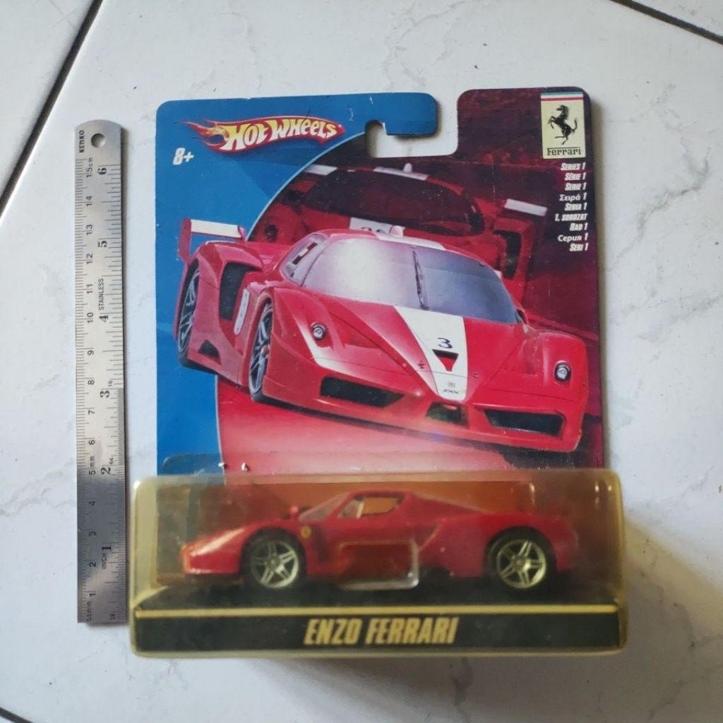 Hotwheels Enzo Ferrari