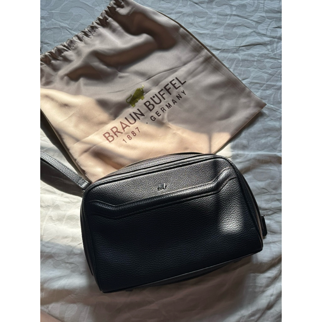 [Preloved] like New Tas Pria Braun Büffel premium Leather ~ German craftsmanship