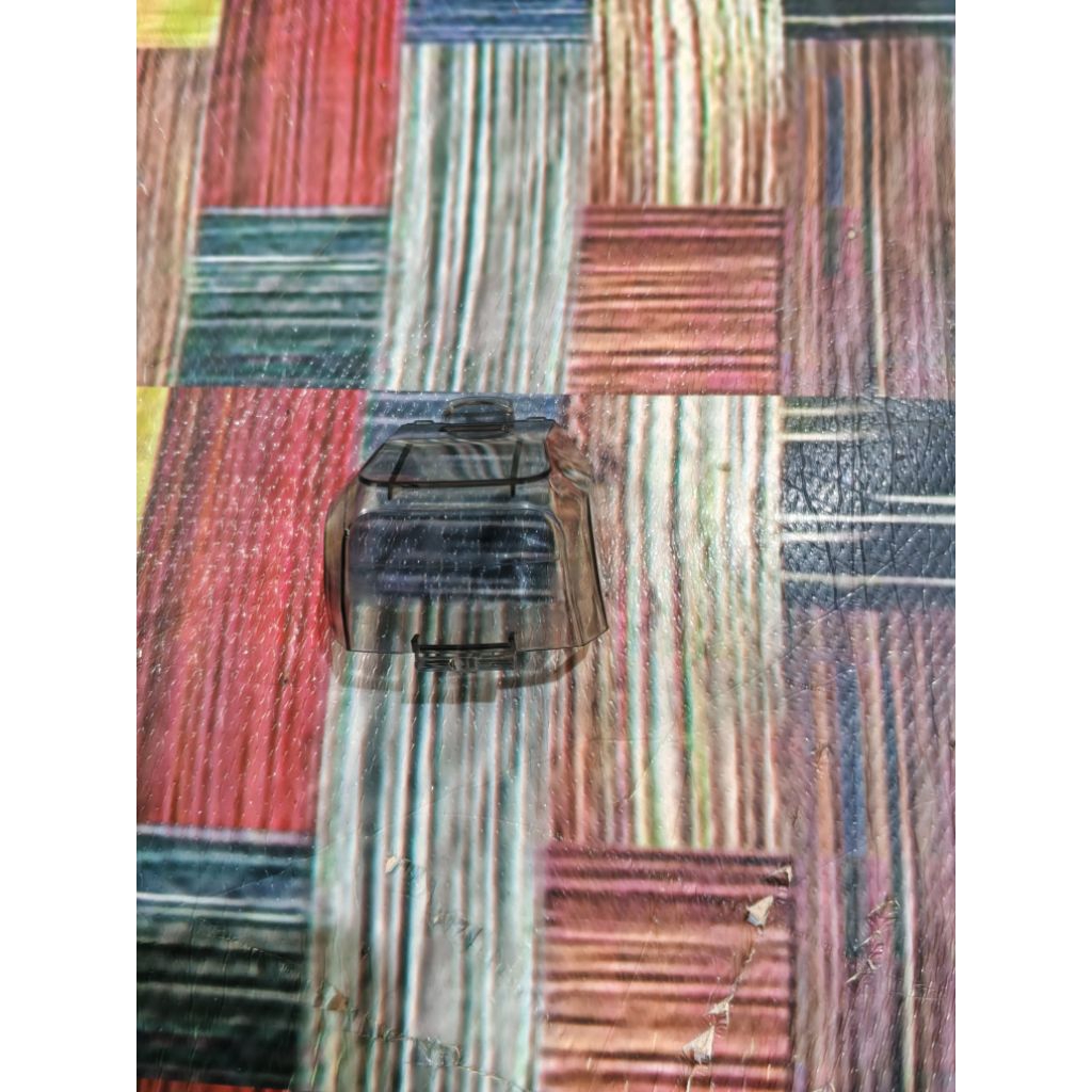 Tutup cover kamera drone fimi x8 mini, ini barang bekas ya bukan baru.