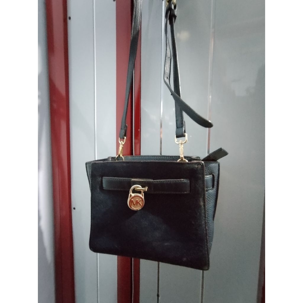 Tas Sling Michael Kors