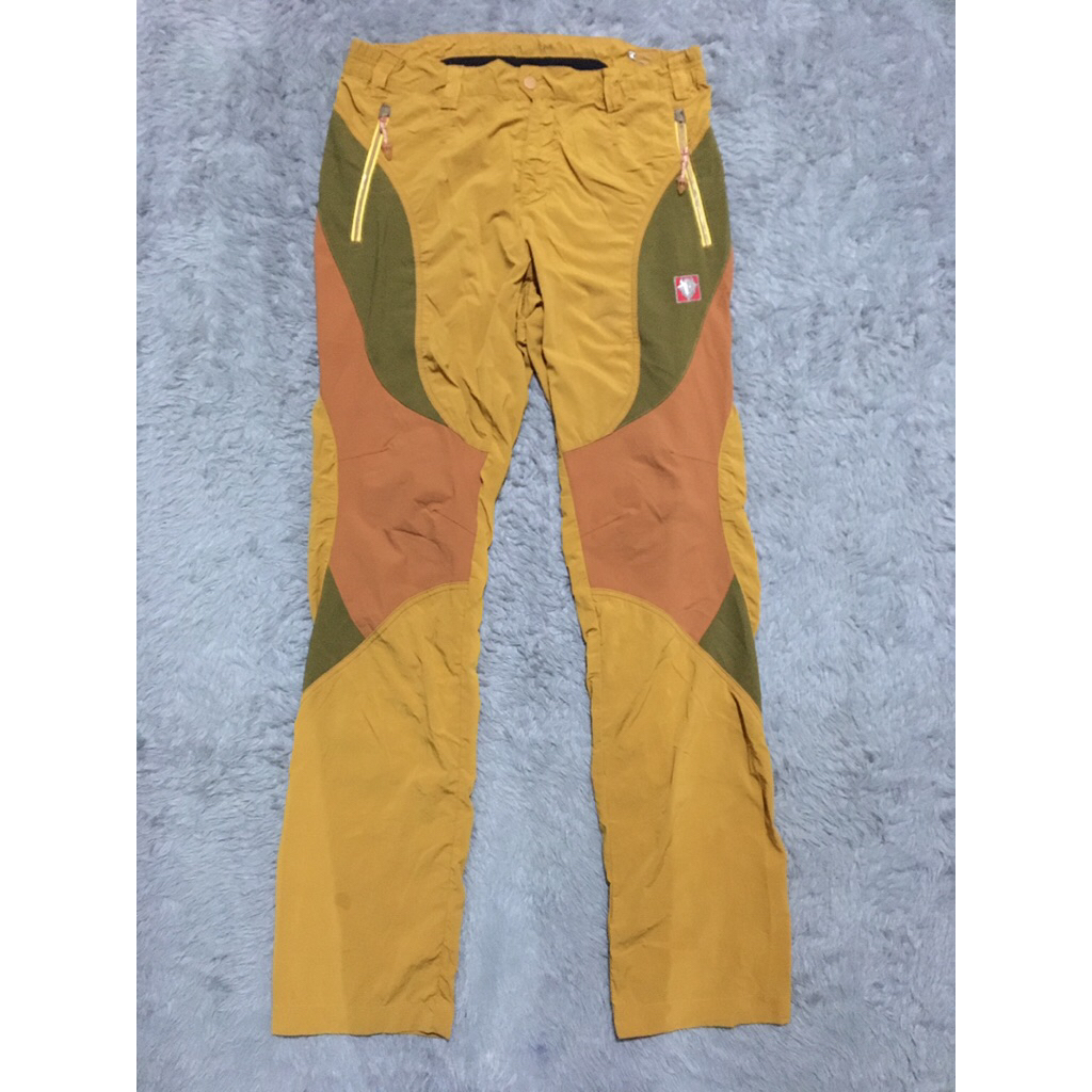 celana outdoor blackyak