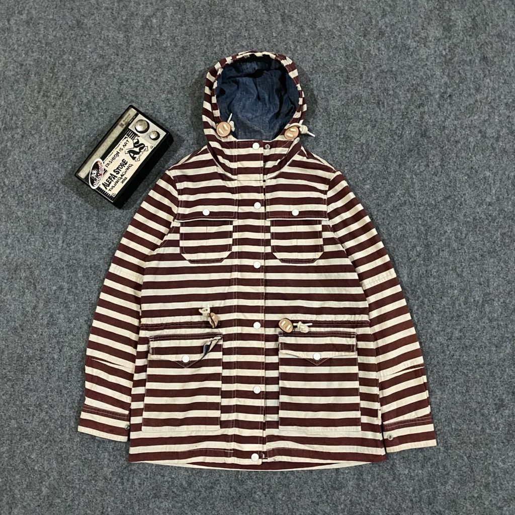 jaket parka LEVI* PARKA (size s) MULTIPOCKET