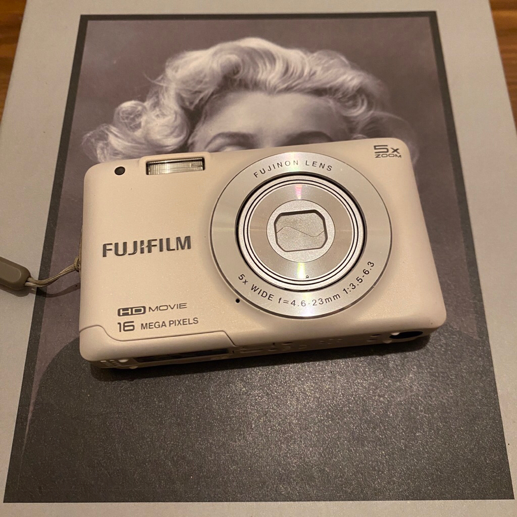 Kamera digital digicam Fujifilm JX650
