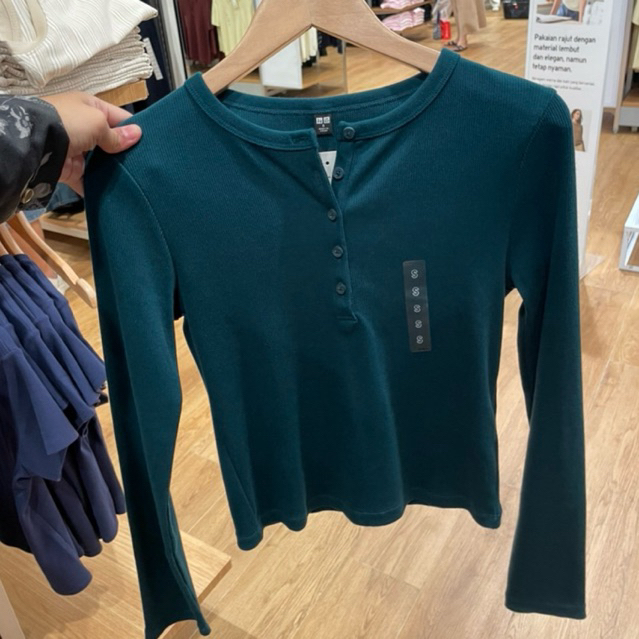 Jastip - T-shirt wanita rib kerah henley uniqlo