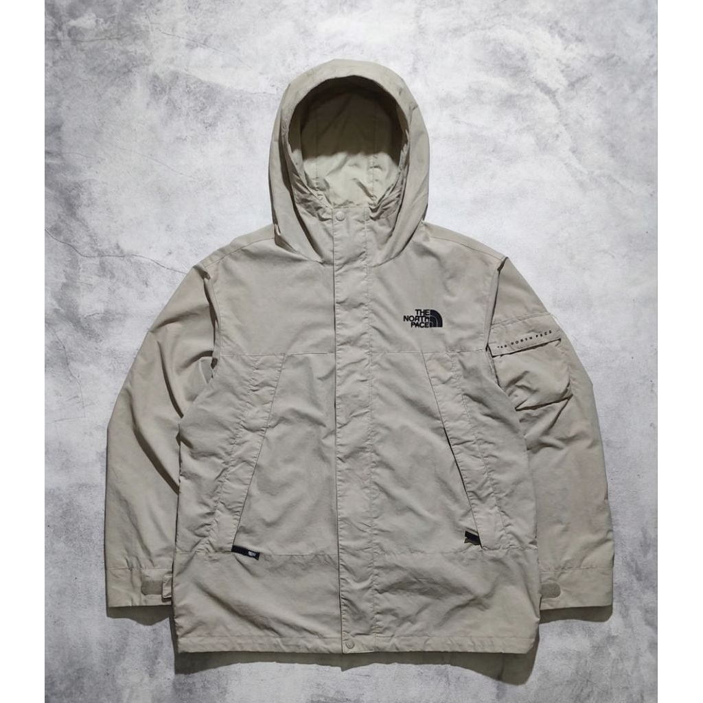 JAKET TNF MANTON SAKU SAMPING PL