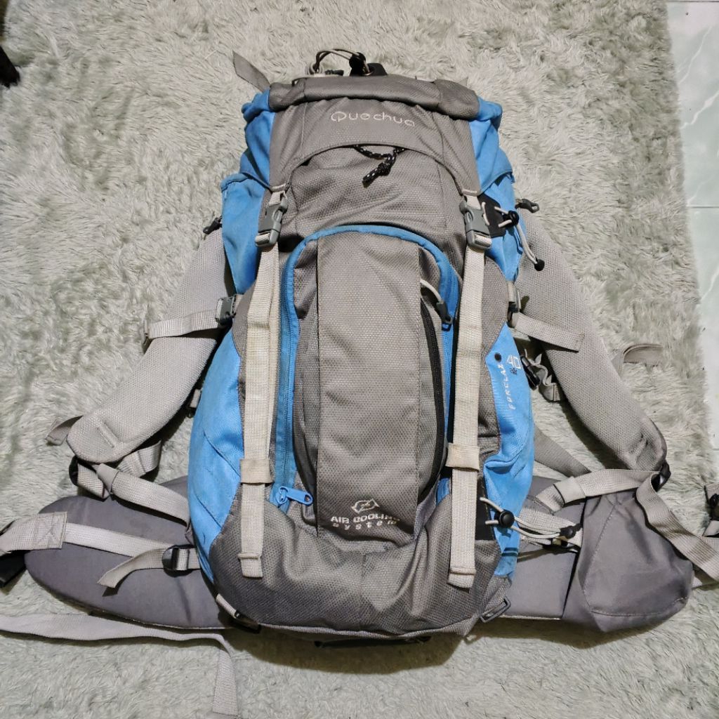 Carier ransel Quechua Forclaz 40 Air 40 liter Decathlon limited