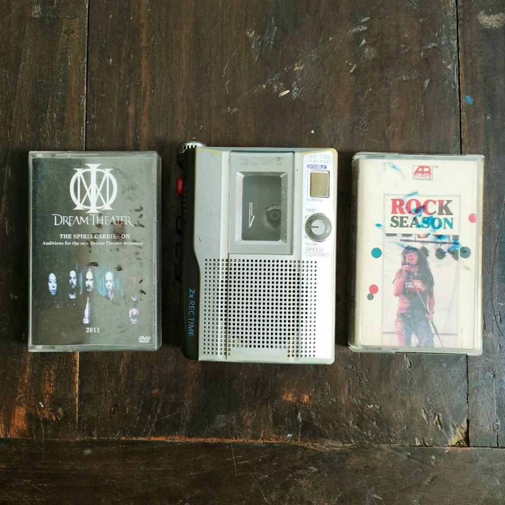 CASSETTE RECODER SONY TCM 200 DV + BONUS 2 KASET PITA