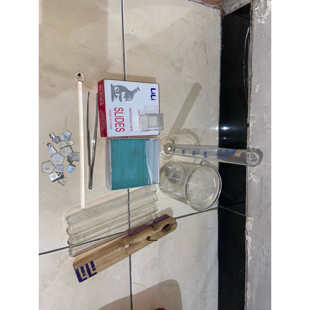 alat laboratorium analis farmasi