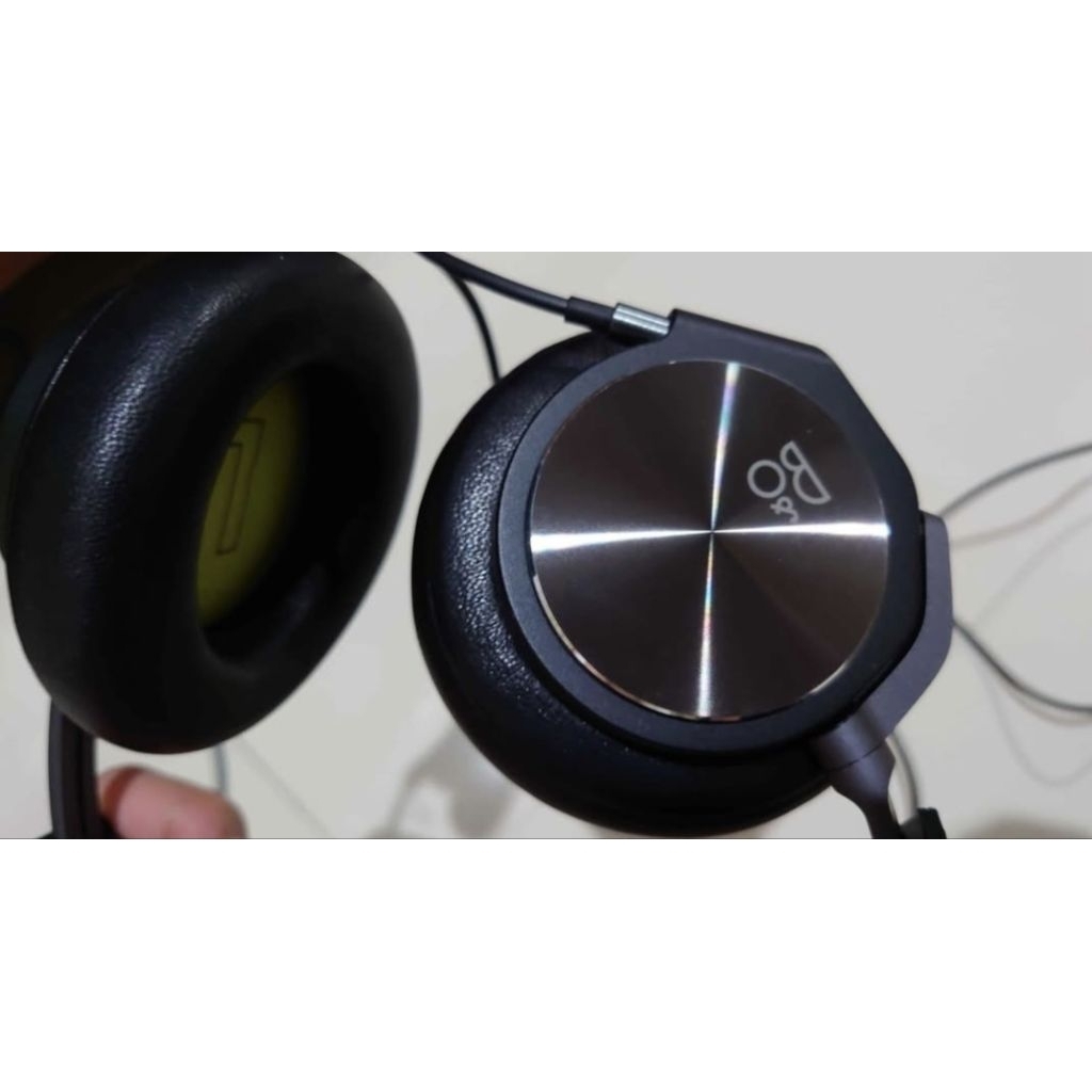 Bang and olufsen H7
