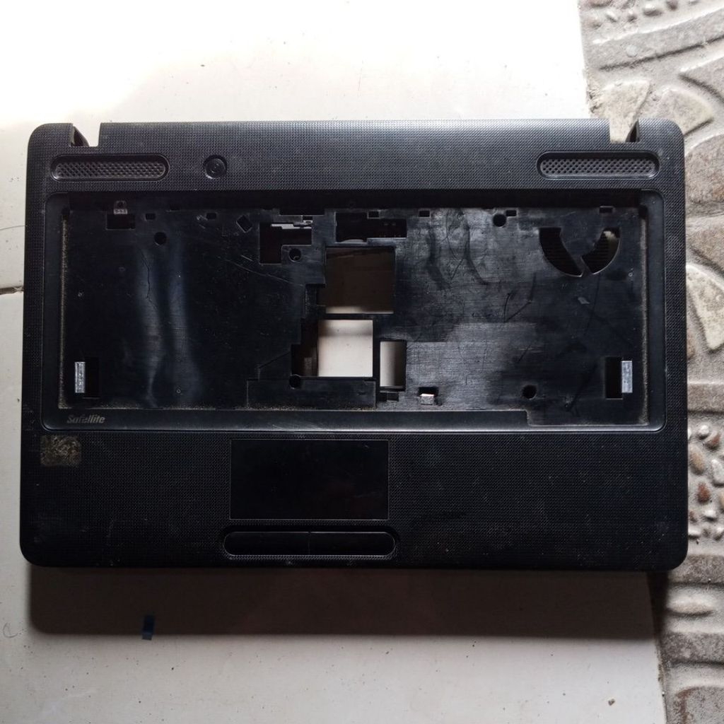 Casing Keyboard Laptop Toshiba C640