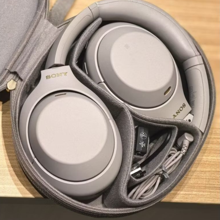 Sony WH-1000XM4 Silver Resmi – Mulus, Full Aksesoris (Minus Box), Best ANC Headphones