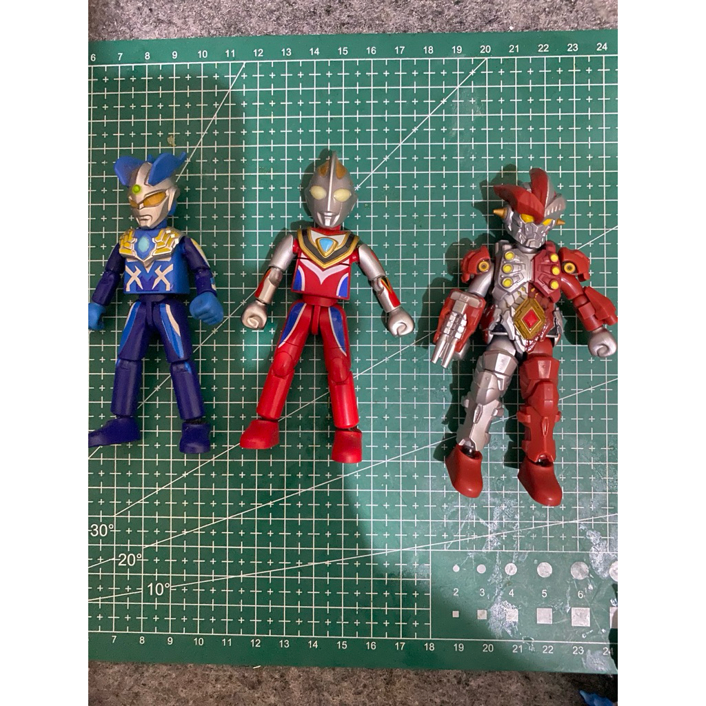 blokees ultraman gaia,zero & jine nine set