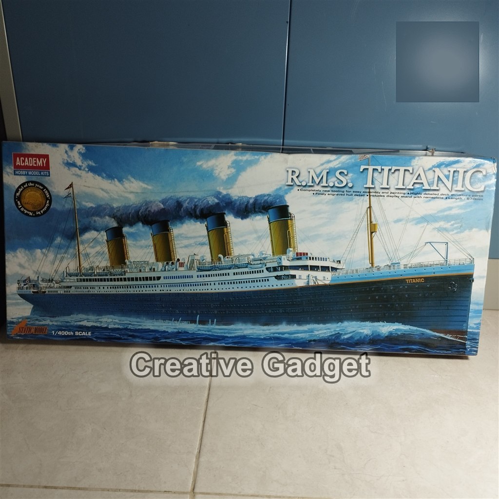 Kapal Legendaris RMS Titanic - Model Kit Academy 1/400 - Big Royal Mail Ship Titanic (Minus)