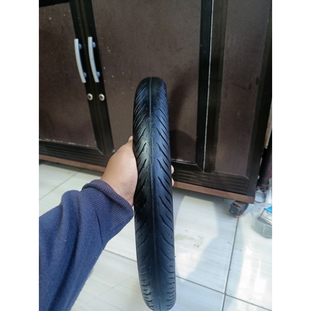 velg bekas ring 17 ROSSI 2008 DAN BAN SWALOW TANPA JARI JARI,