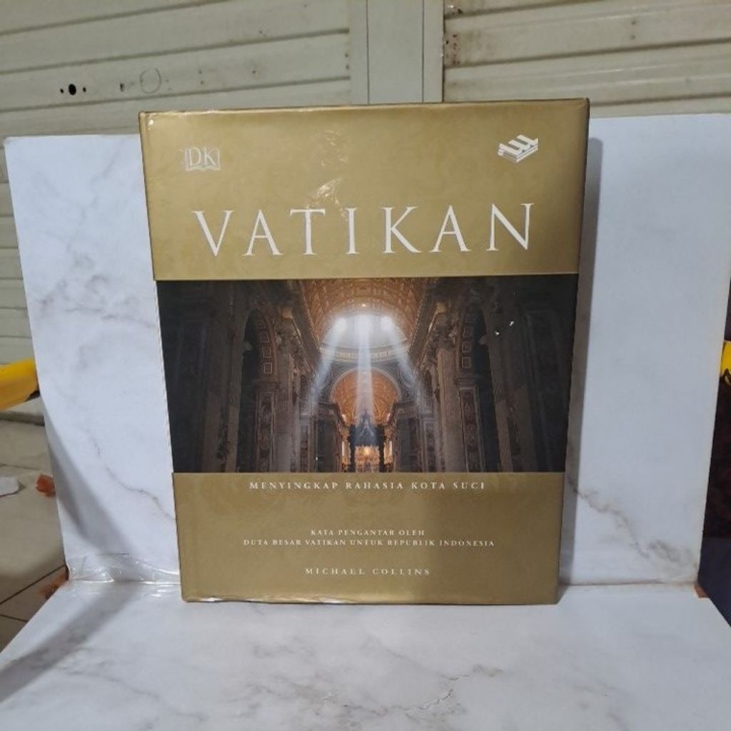 Original Buku VATIKAN Menyingkap Rahasia Kota Suci