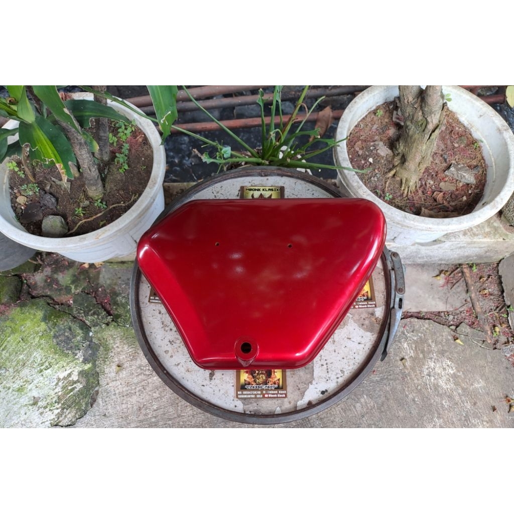 box aki honda s110 benly ORIGINAL tepong accu s110 benly cover tutup aki honda benly s110