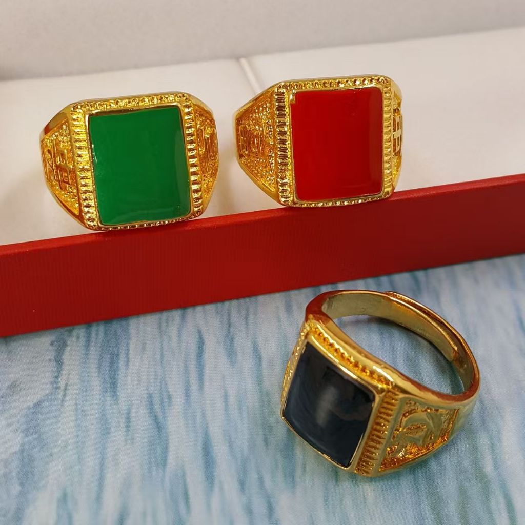 Cincin pria berlapis emas 24K Cincin titanium wanita, dengan desain anti karat terbaru, tidak pernah