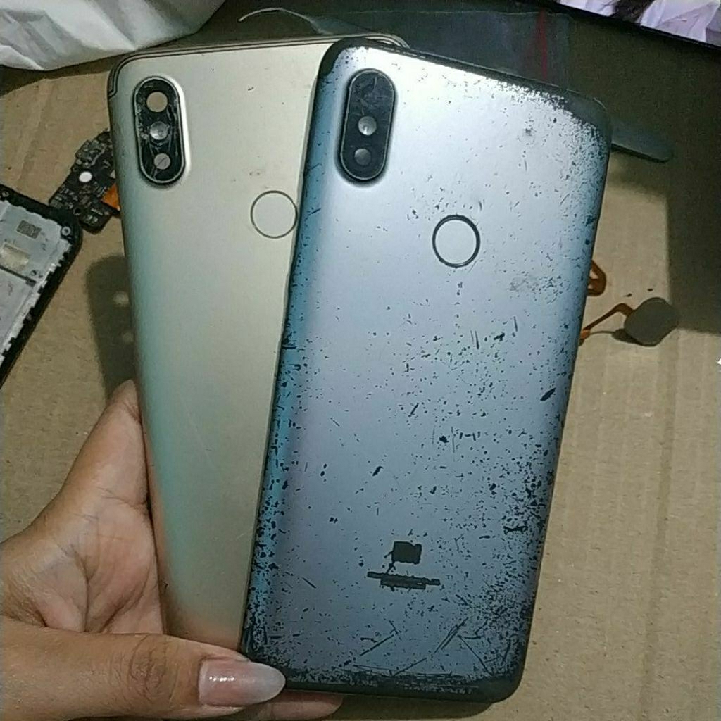 Backdoor Bekas Redmi S2 baca deskripsi