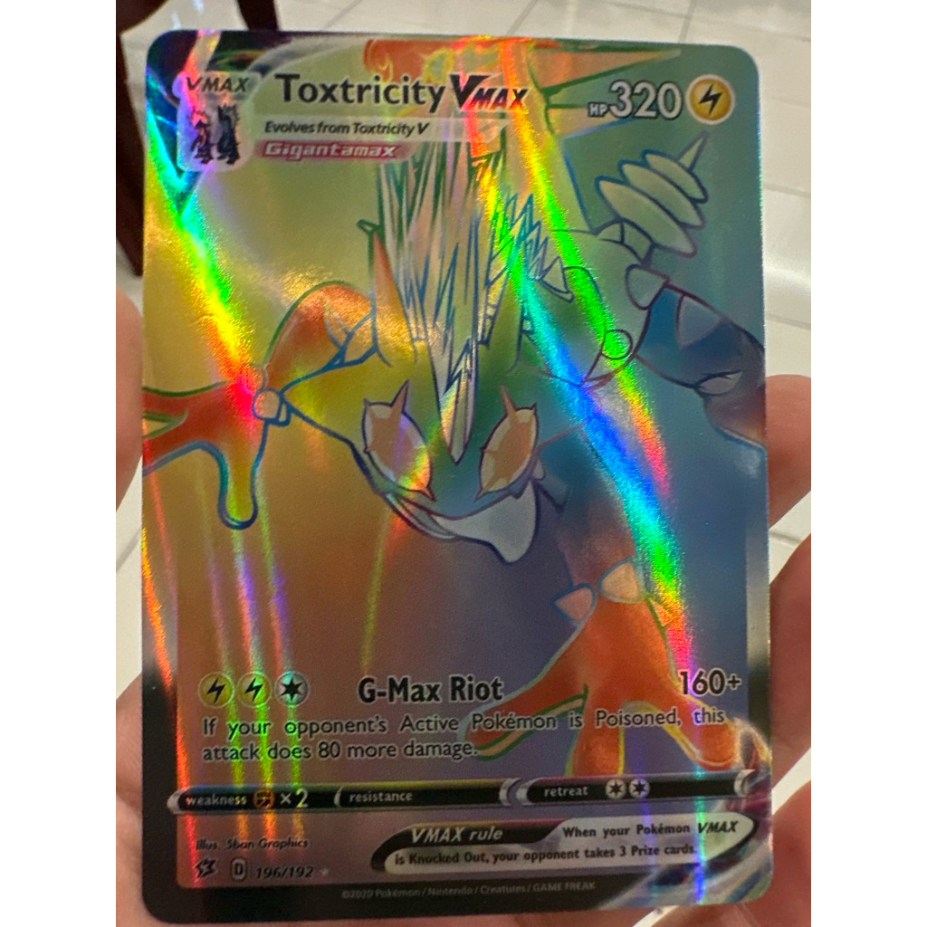Pokemon Card Toxtricity Vmax Rainbow Holo (Condition: 80%)