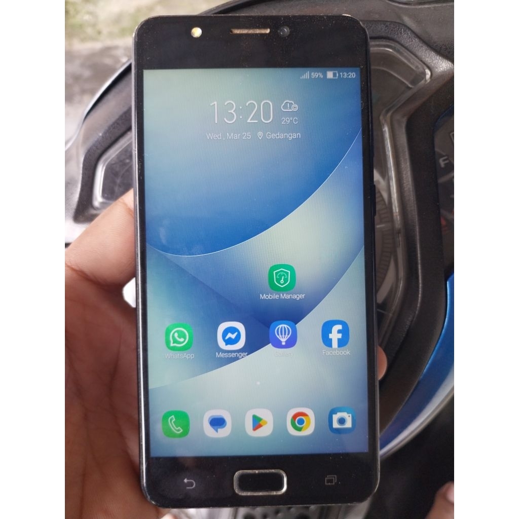 Asus zenfone 4 max 5.2 X00HD