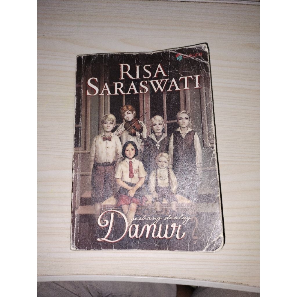 Preloved novel Gerbang Dialog Danur - Risa Saraswati