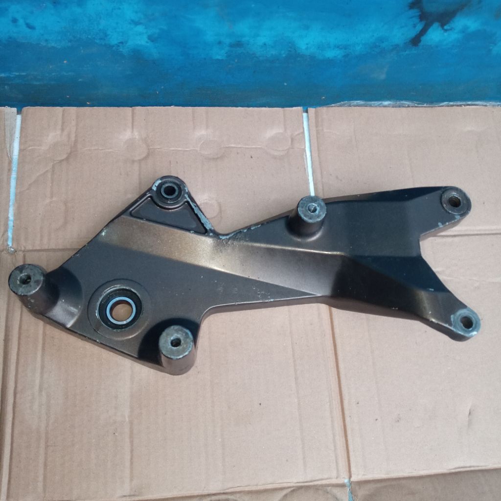 swing arm suzuki skywave / hayate