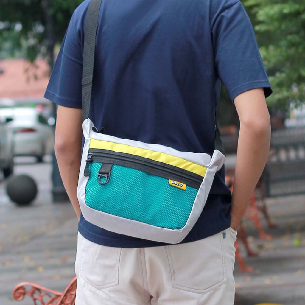Tas Selempang Slingbag Pria Keren Trendy Untuk Kuliah Kerja Sekolah MR Series Kombinasi Bag