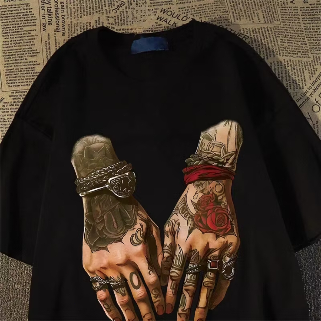 COD Kaos Pria Lengan Pendek Motif Tangan Tato Mawar Streetwear Terbaru Desain Keren Dengan Kontras W