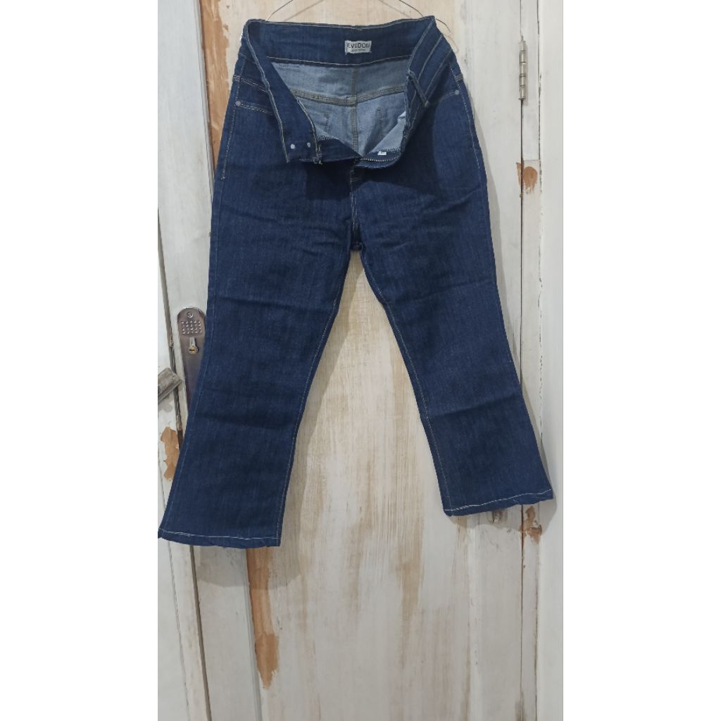 Preloved Celana Jeans Jumbo