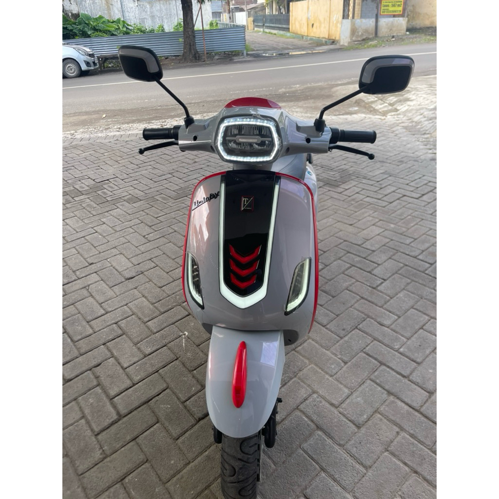 SEPEDA MOTOR LISTRIK UWINFLY T3S PRO ABU SECOND MULUS BATERAI 100% BARU