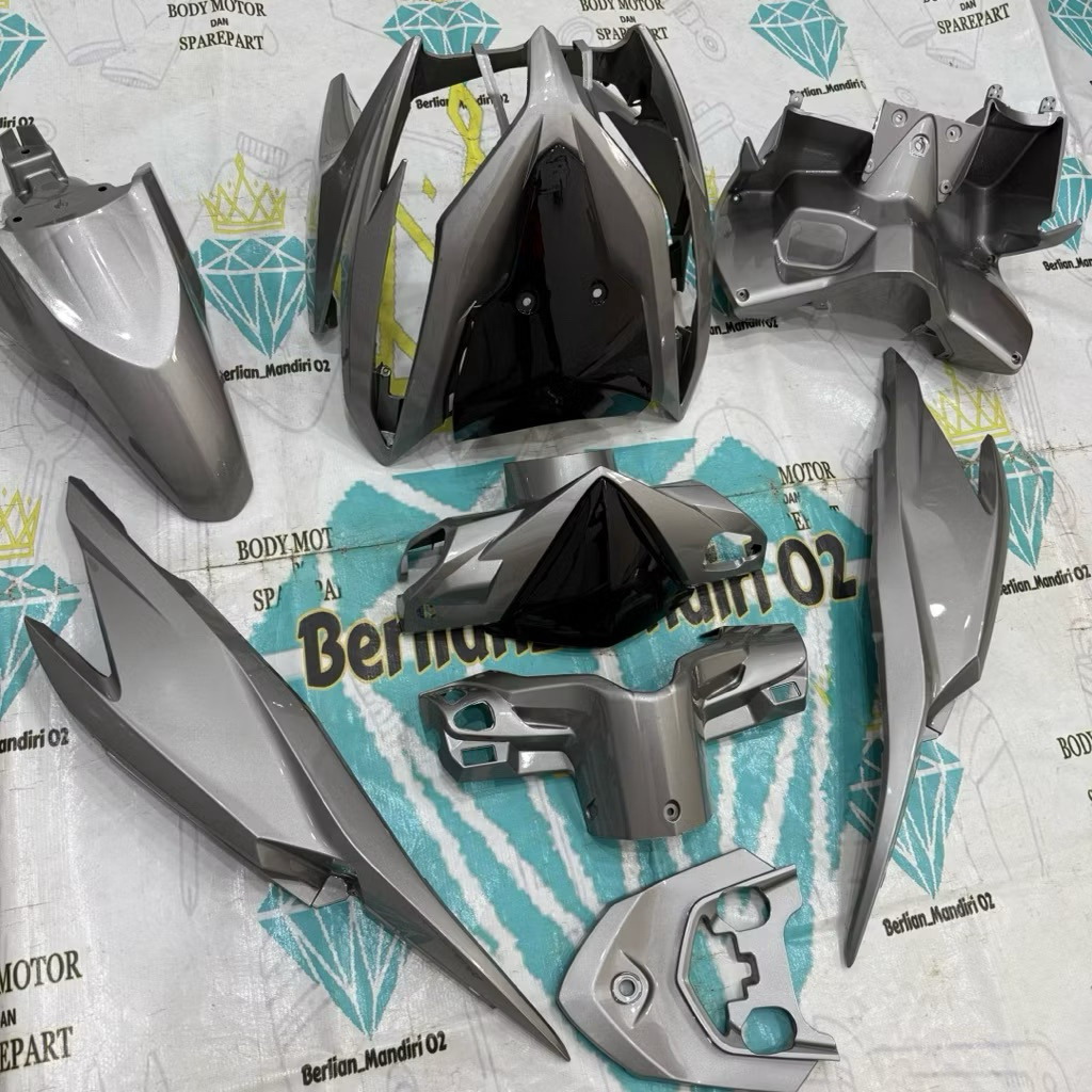 Cover full set body halus honda vario 125 techno kzr old warna costem silver stone