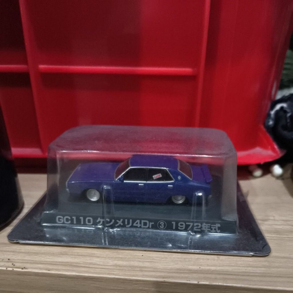 Aoshima 1/64 Grachan Collection 2nd GC110 Kenmeri 4Dr Blue