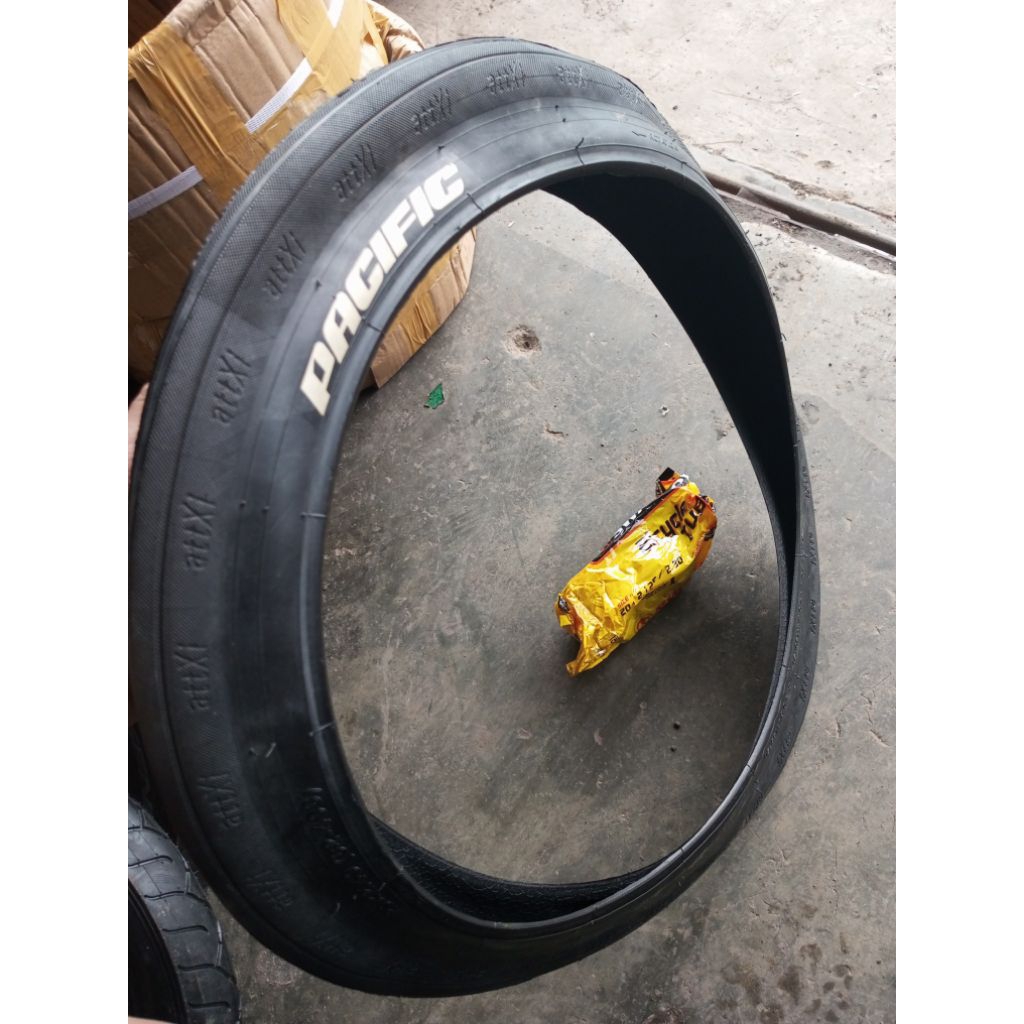 sepaket ban luar + ban dalam 20 x 240 bmx