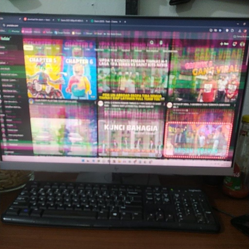 Layar Monitor HP 24 Inch Rusak LCD