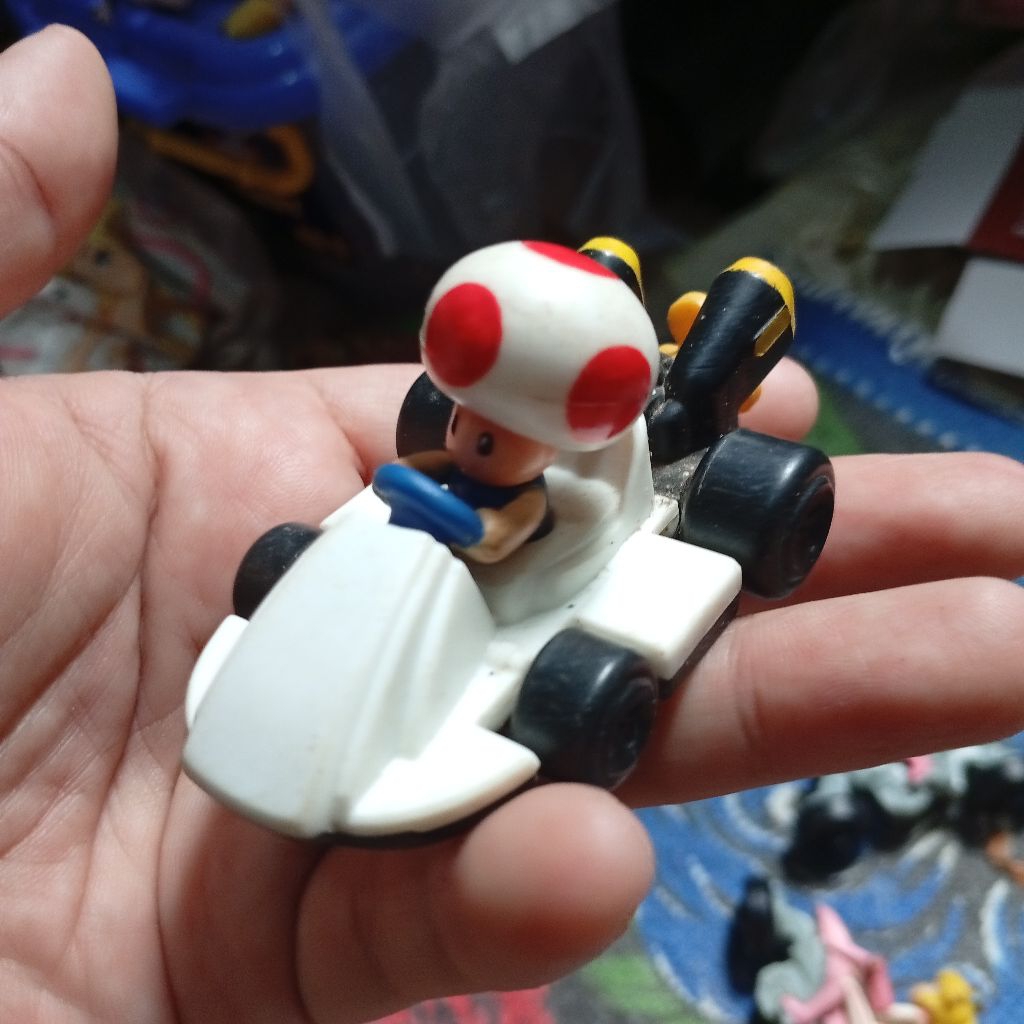 happy meal toys Mario Bros Mario kart toad 2015