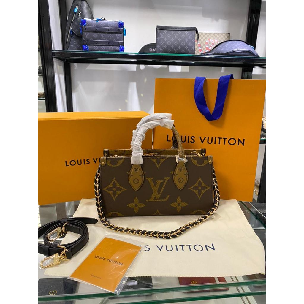 Tas selempang wanita onthego east west chain super mirror qty vvip 14236