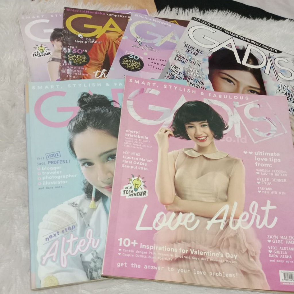 Majalah Gadis Bekas Random