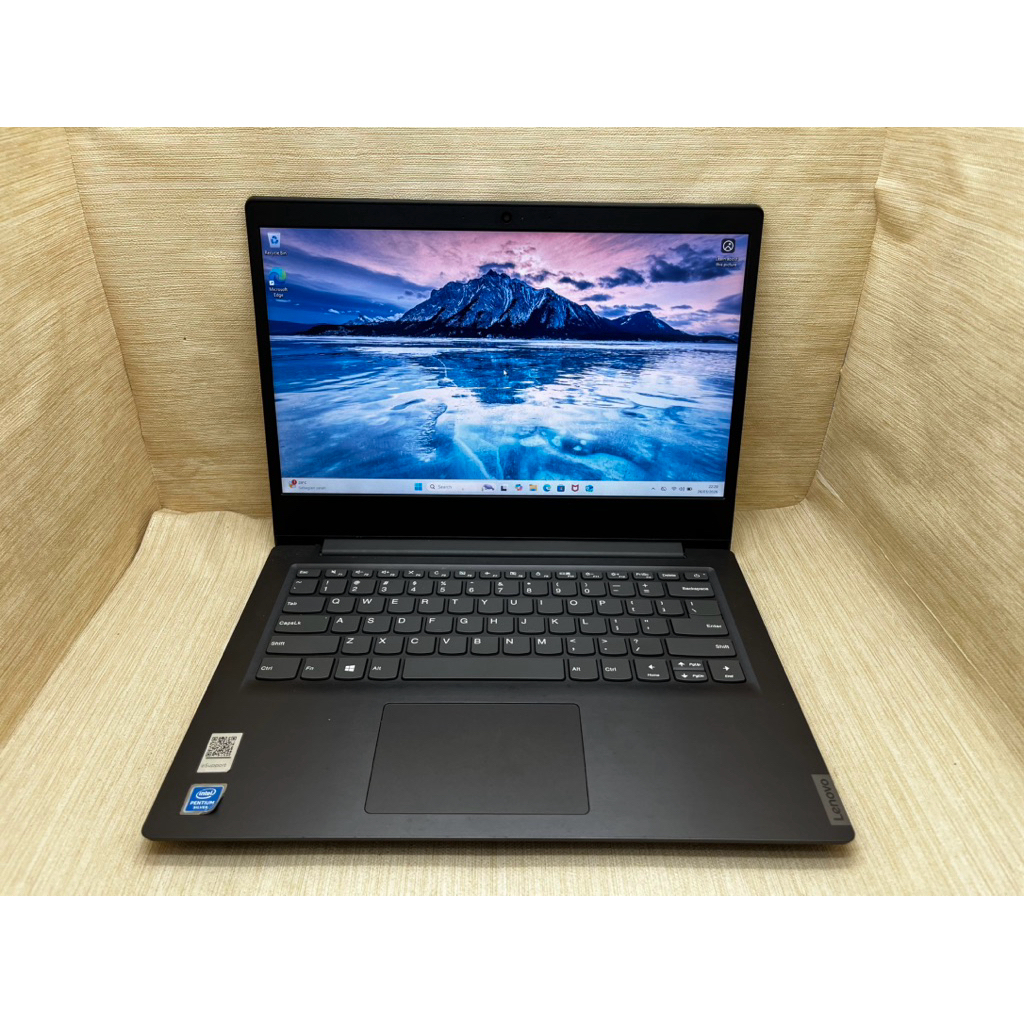 LAPTOP LENOVO V14-IGL INTEL PENTIUM SILVER N5030 RAM 4 GB SSD 256  GB SECOND BERGARANSI