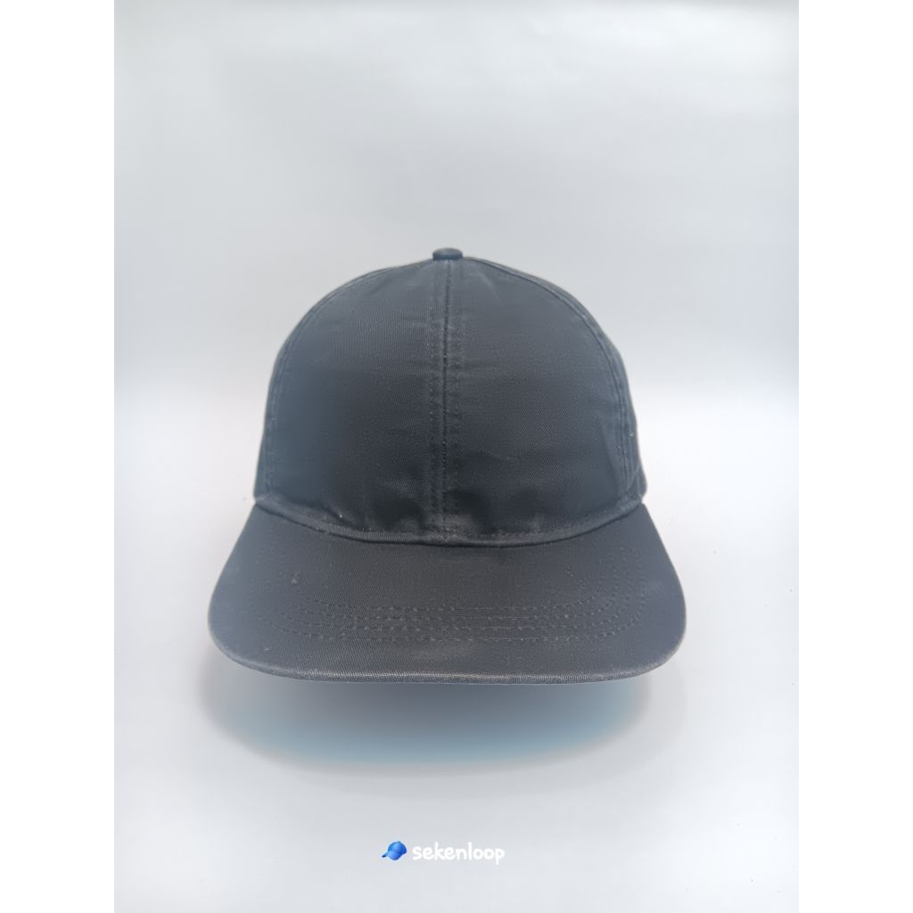 [MUST HAVE] Topi Zara Man Minimalist Black Washed Cap