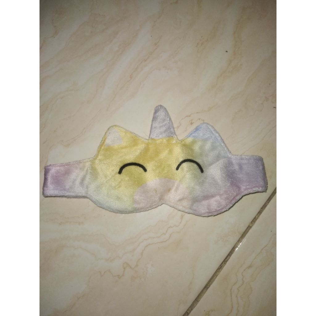 PRELOVED PENUTUP MATA BAYI BERJEMUR