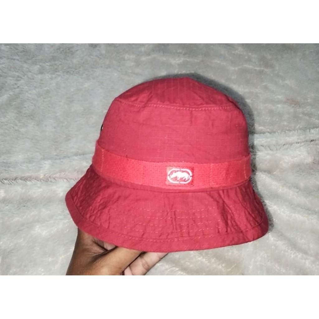 Topi Bucket ECKO UNLTD size 56-57cm Second