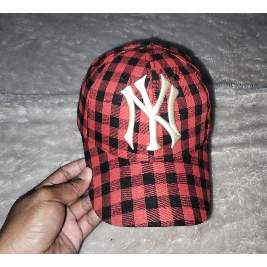 Topi NY Made in Italy Setelan Second